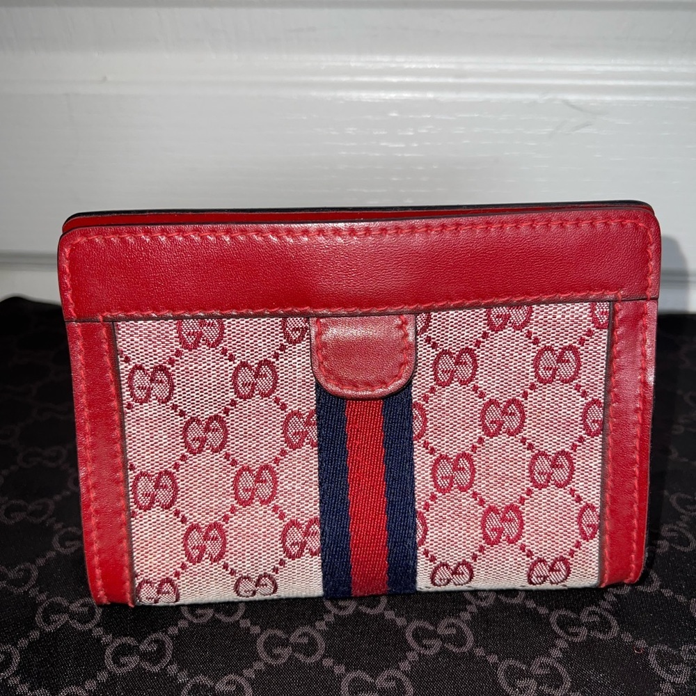 Vintage Gucci Mini Clutch - Picture 2 of 7